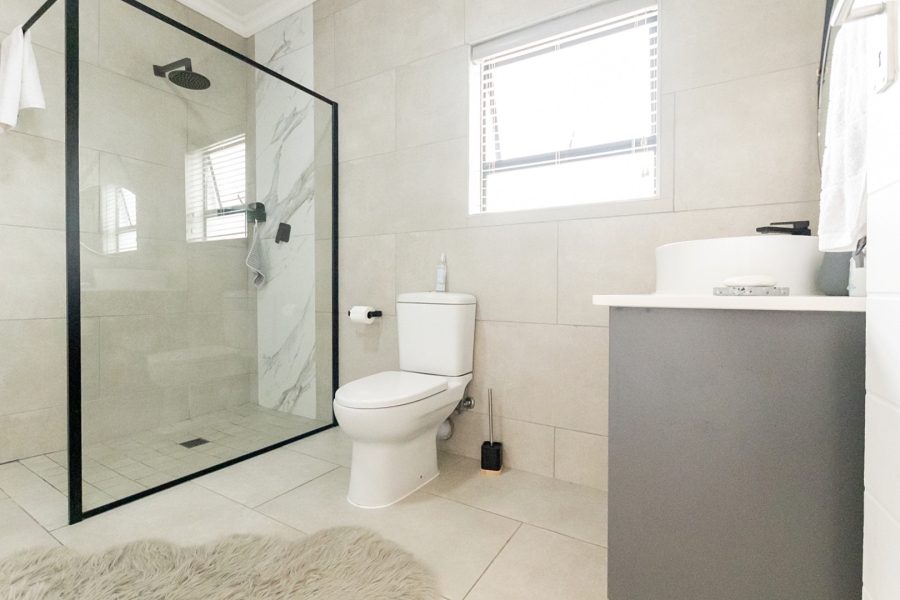 3 Bedroom Property for Sale in Shelley Point Western Cape